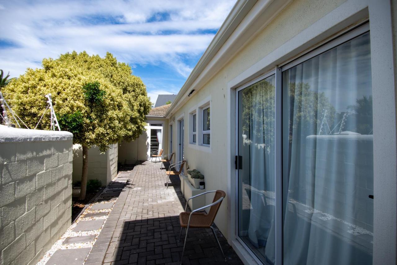 Saffron House Guesthouse Cape Town Exterior photo